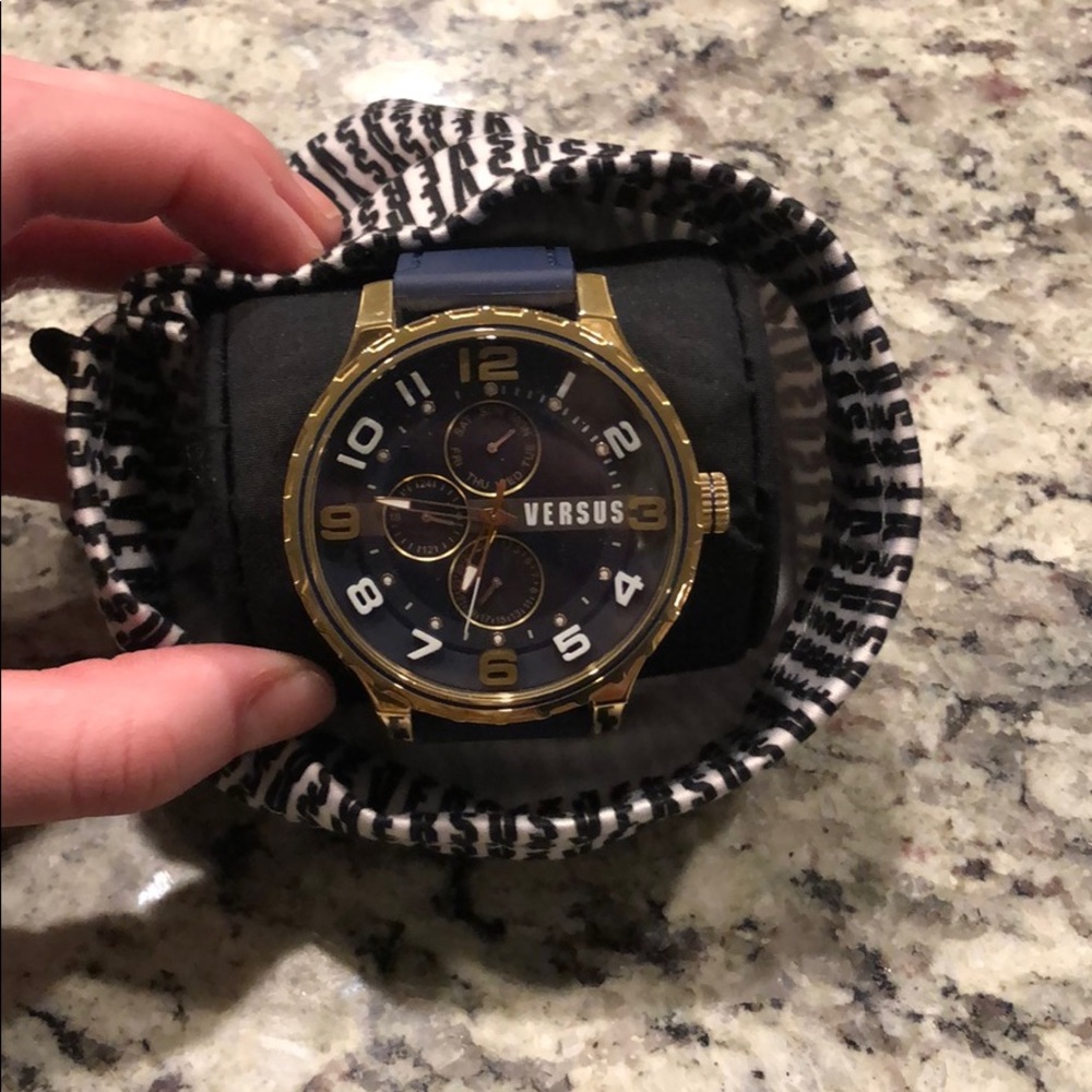 Versus Globe Watch